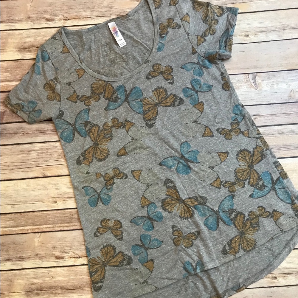 LuLaRoe Classic Tee size small